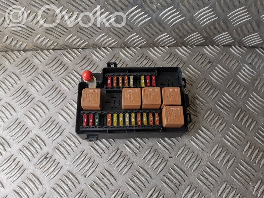 Fuse module   LNF2822AB,LJA6703AA