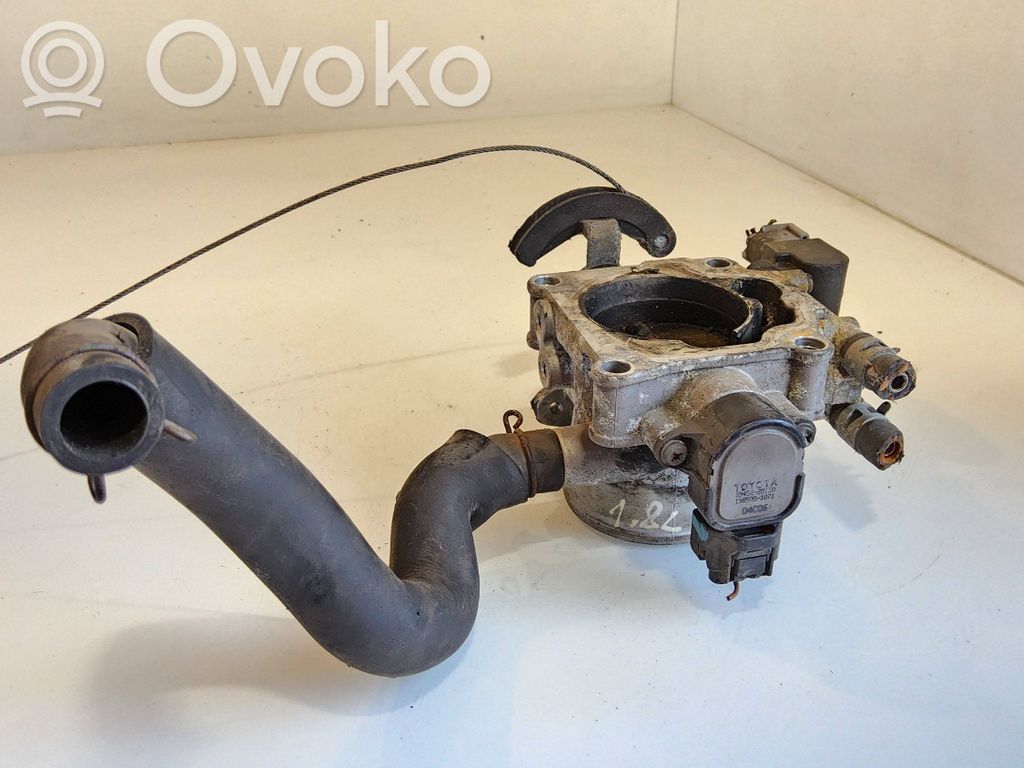 Toyota Avensis T250 Droselinė sklendė 
