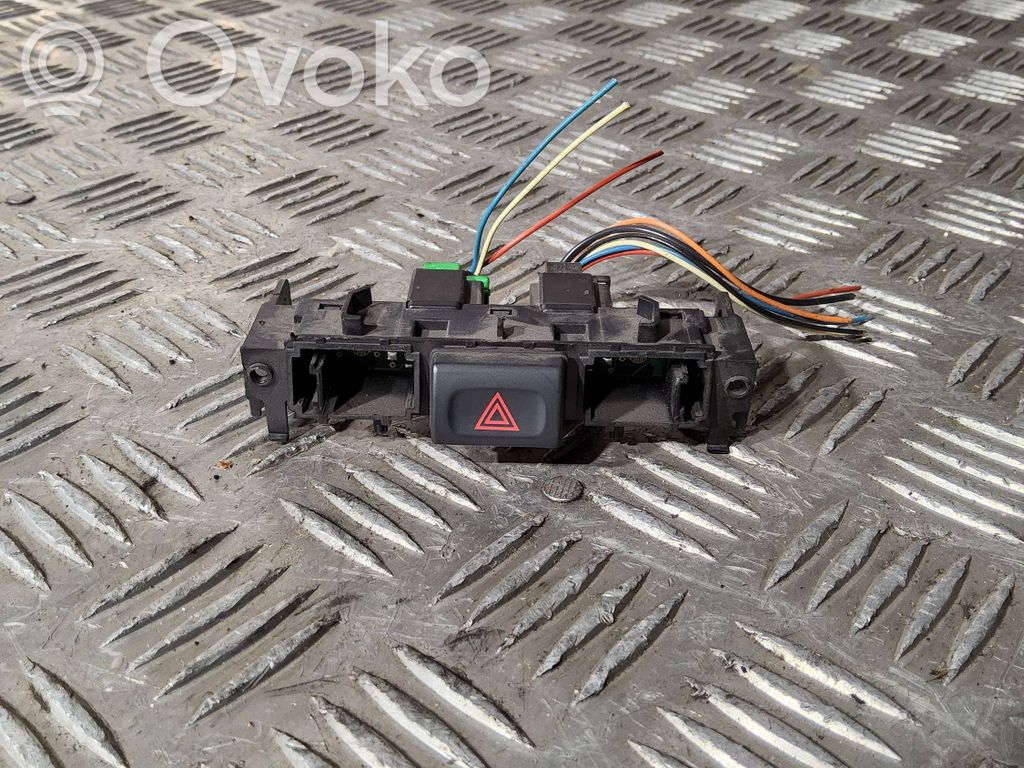 Jaguar X-Type Hazard light switch 