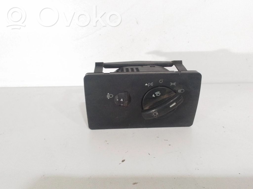 Ford Mondeo Mk III Light switch 