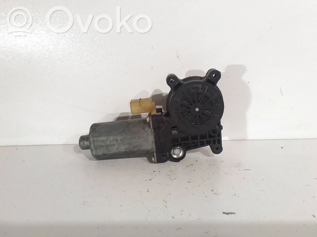BMW 3 E46 Elektriskā loga pacelšanas mehānisma komplekts 