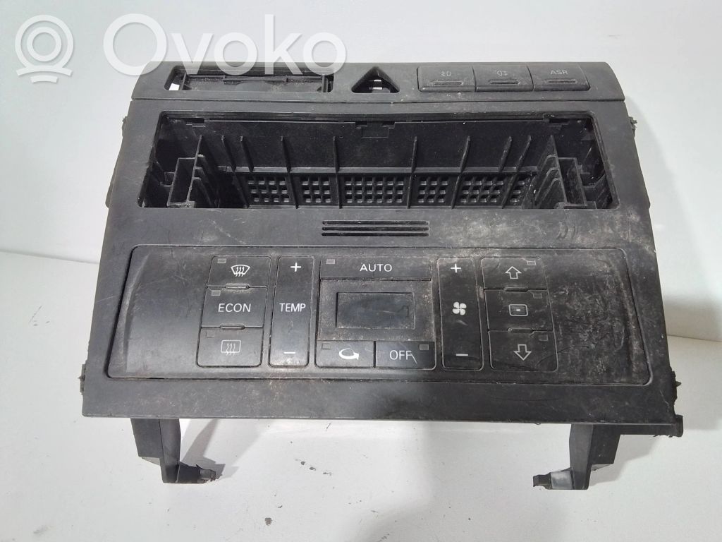 Audi A6 S6 C5 4B Climate control unit 