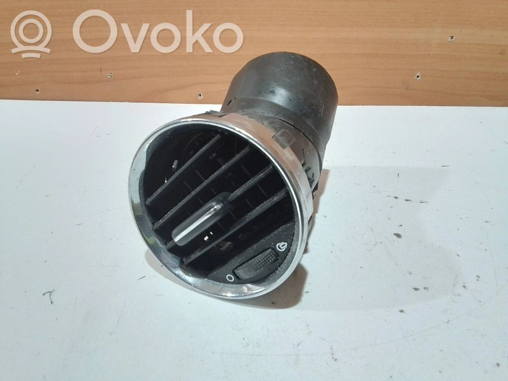 Peugeot 308 Dashboard side air vent grill/cover trim 