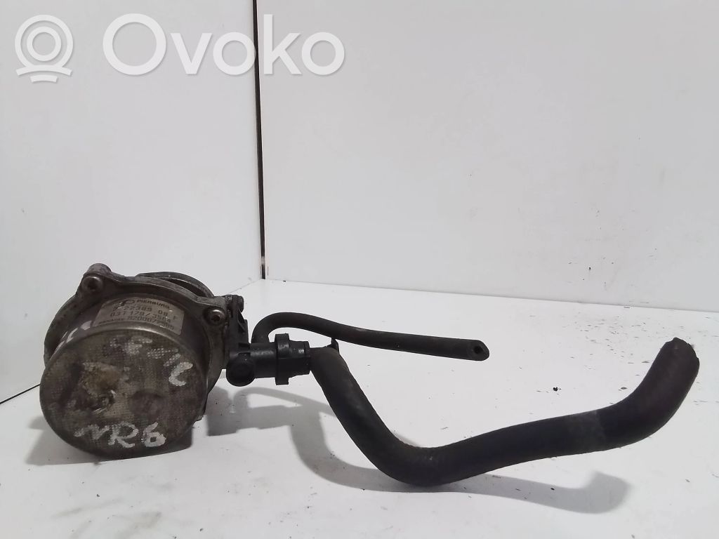 Renault Laguna II Vacuum pump 
