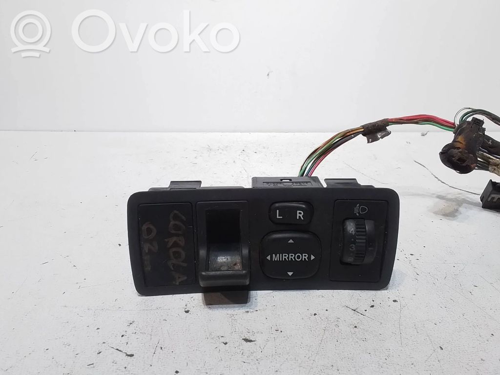 Toyota Corolla E120 E130 Wing mirror switch 