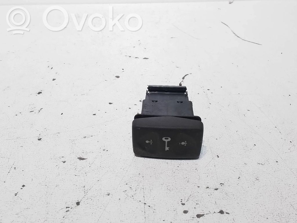 Land Rover Freelander Central locking switch button 