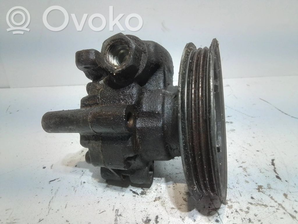 Land Rover Freelander Power steering pump 