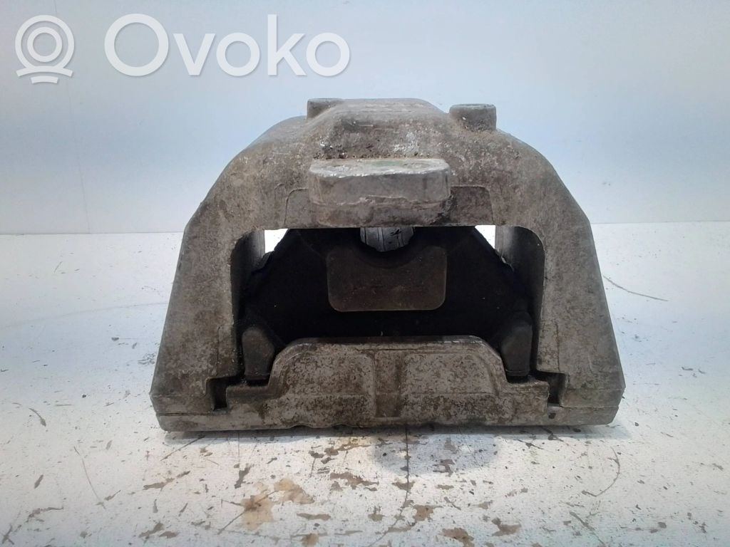 Skoda Octavia Mk1 (1U) Engine mount bracket 