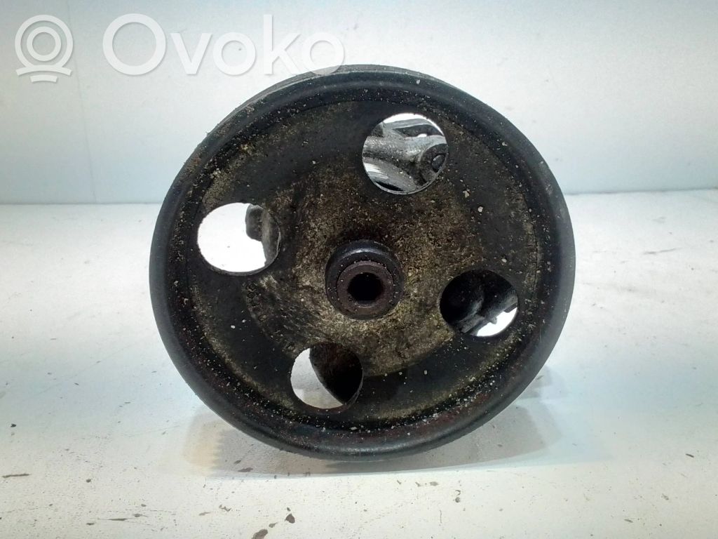 Peugeot 807 Power steering pump 