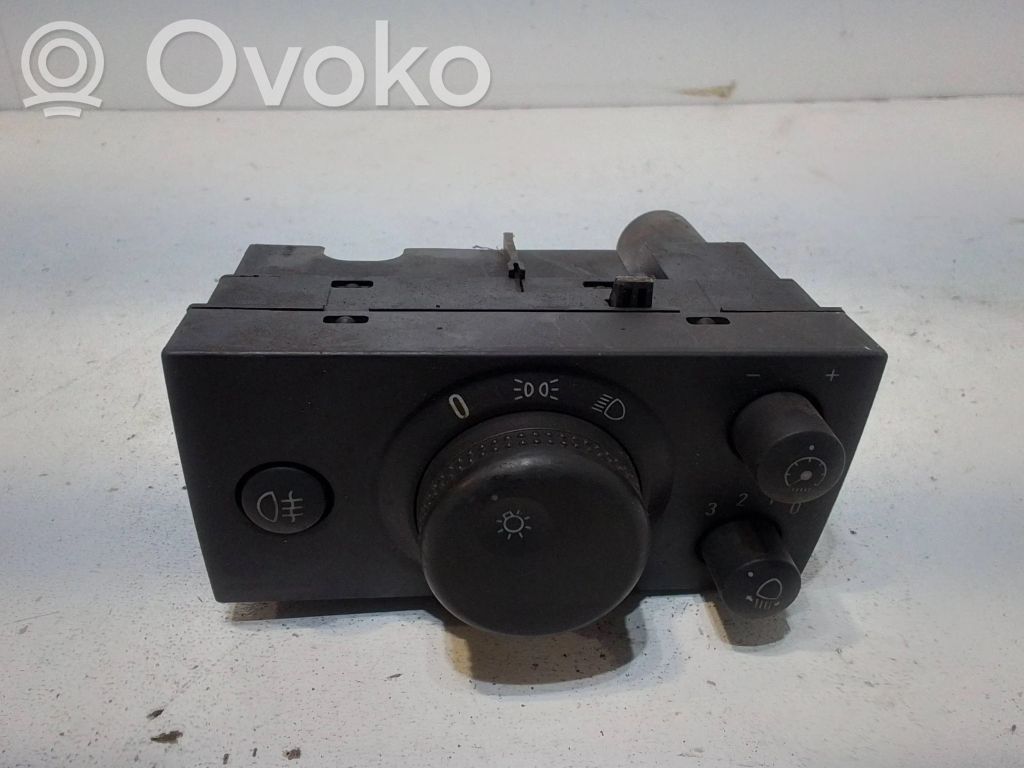 Opel Vectra C Light switch 