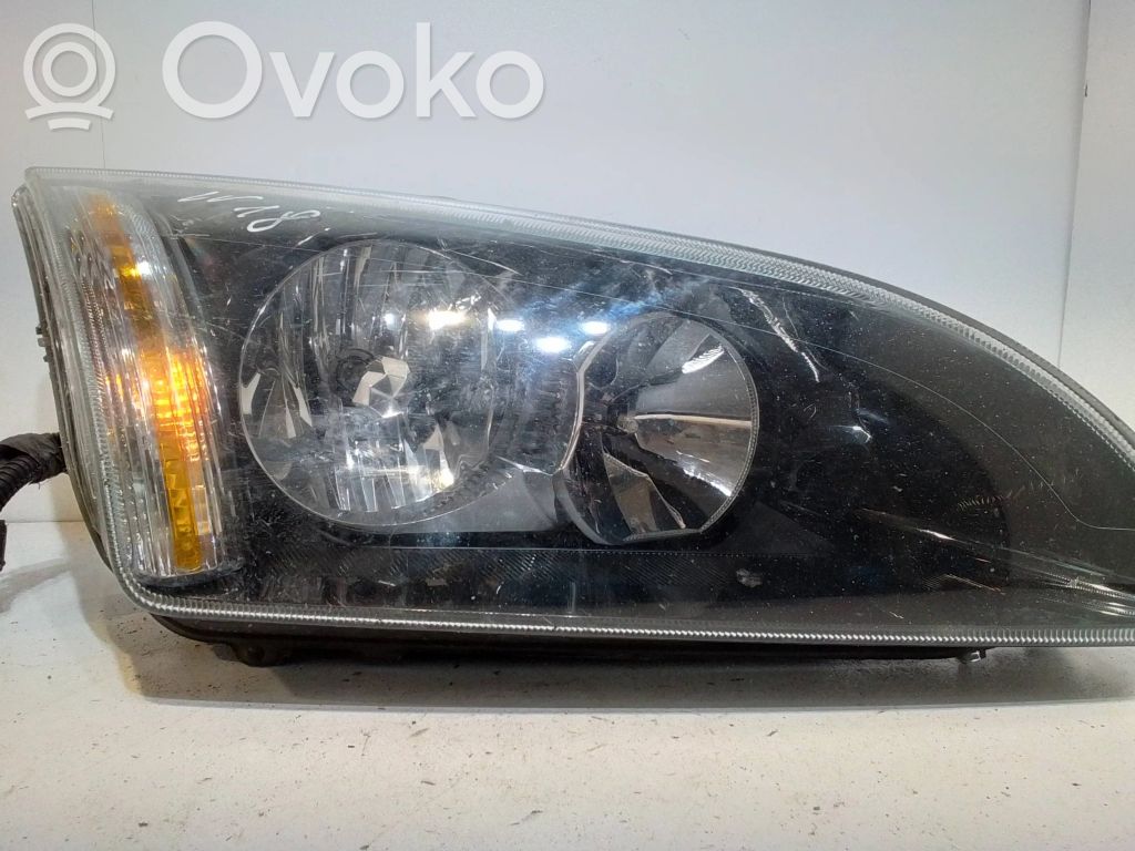Ford Focus Scheinwerfer 