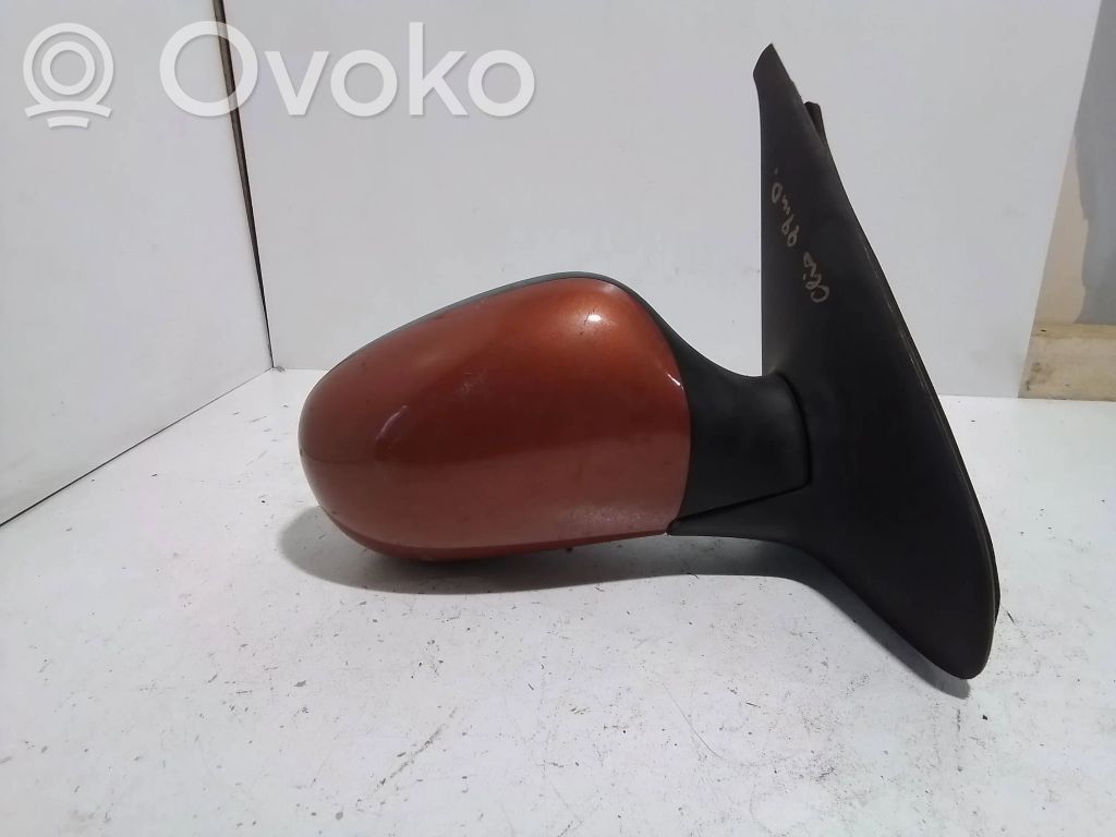 Renault Clio I Front door electric wing mirror 