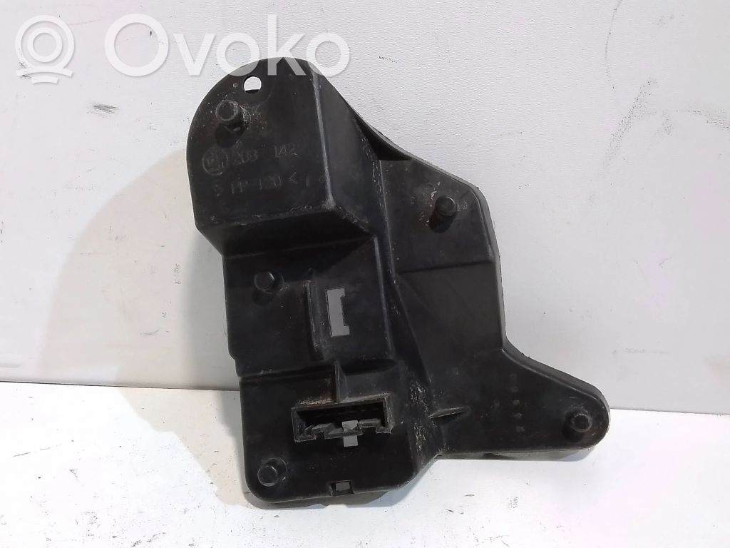 Rover 75 Aizmugures spuldzes vāka turētājs 