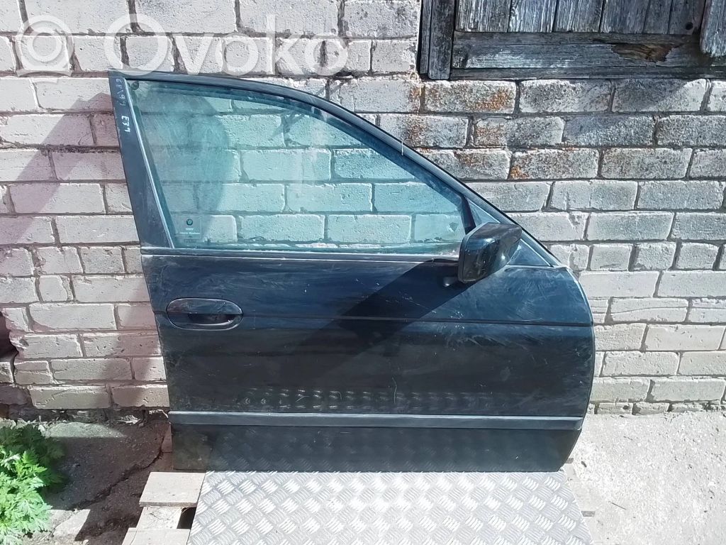 Priekinės durys