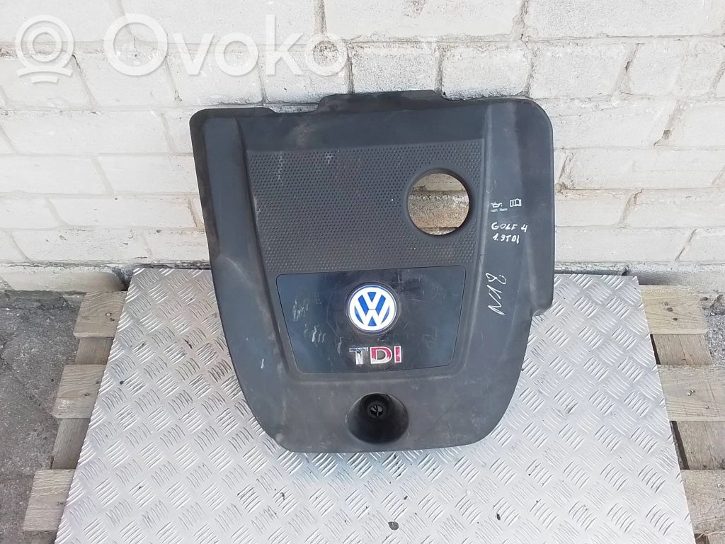 Volkswagen Golf IV Engine cover (trim) 