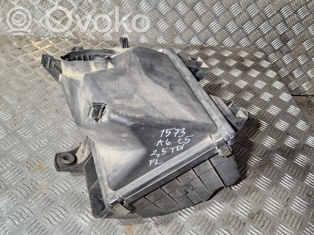 Audi A6 S6 C5 4B Air filter box 