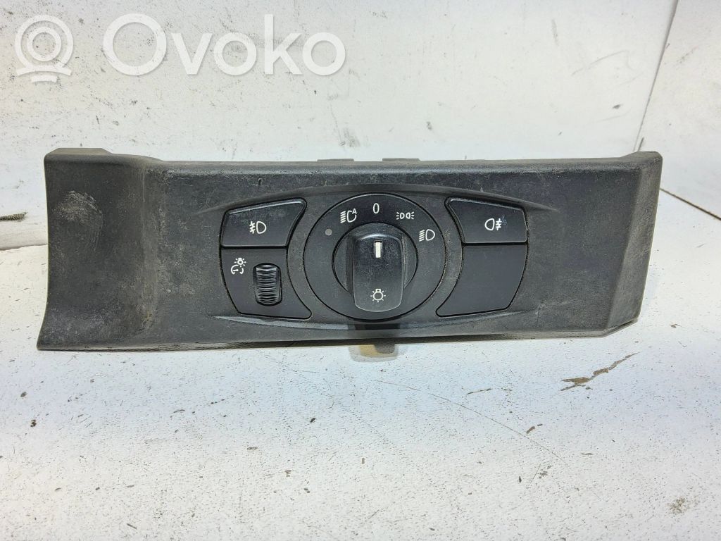 BMW 5 E60 E61 Lukturu slēdzis 