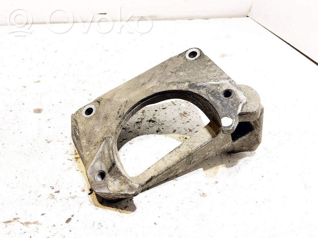 BMW 5 E60 E61 Engine mounting bracket 