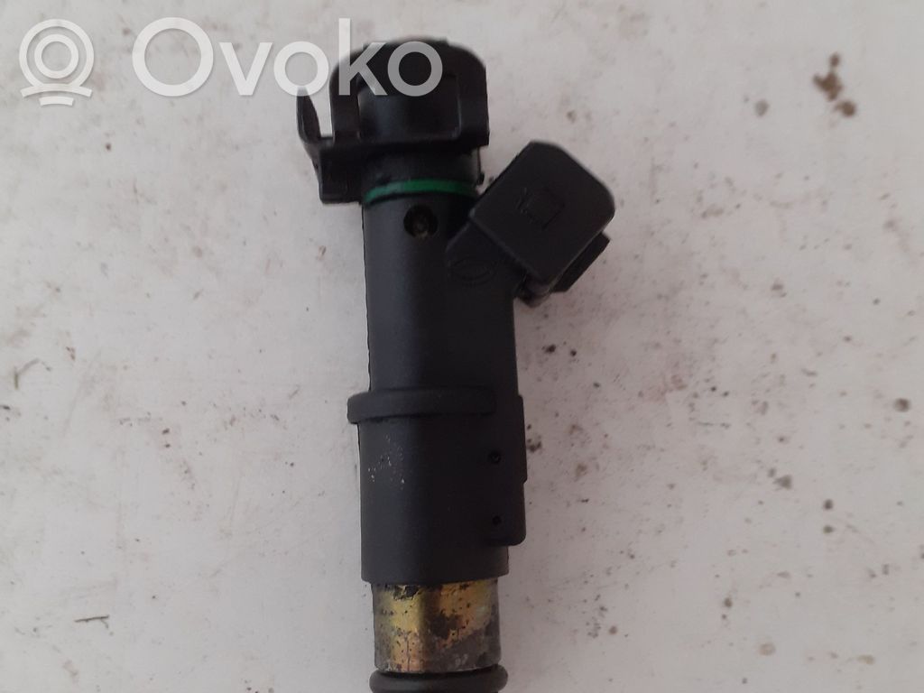 Citroen Xsara Picasso Inyector de combustible 