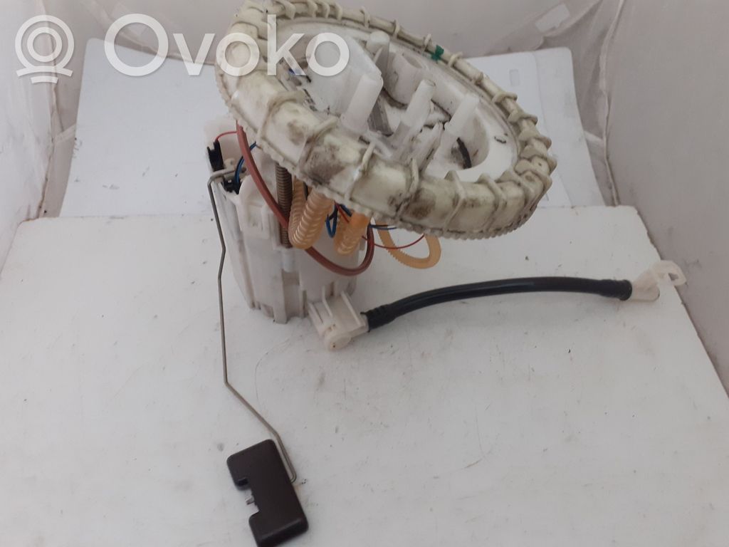 Audi A5 8T 8F Bomba interna de combustible 