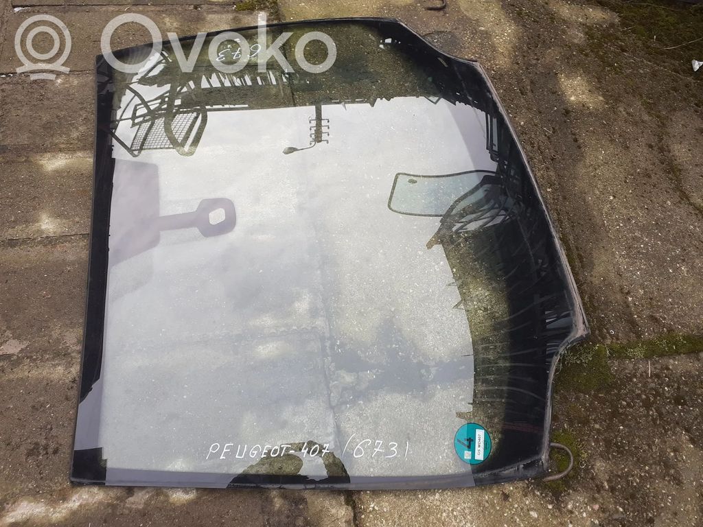 Peugeot 407 Front windscreen/windshield window 