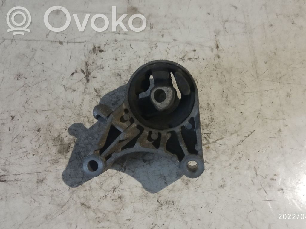 Opel Zafira B Engine mount bracket 