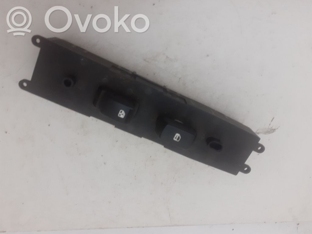 KIA Carnival Interruptor del elevalunas eléctrico 