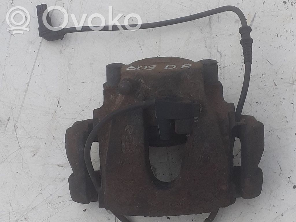 Mercedes-Benz E W210 Caliper de freno delantero 