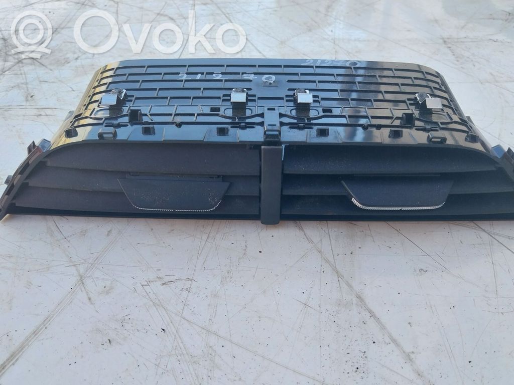 Skoda Octavia Mk4 Część rury dolotu powietrza 