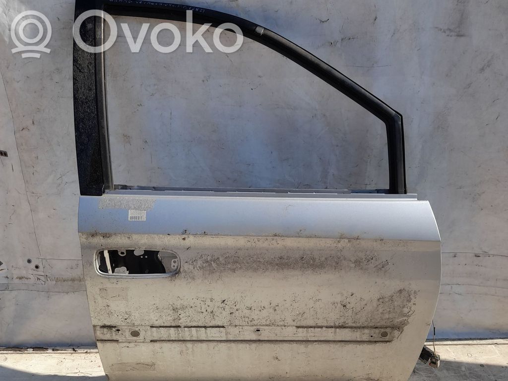 Chrysler Voyager Дверь 
