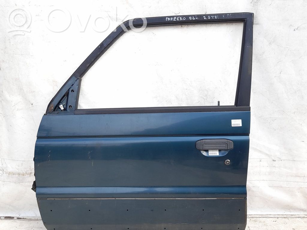 Mitsubishi Pajero Puerta delantera 