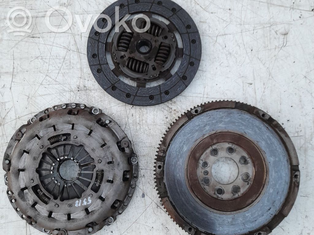 Ford Tourneo Sankabos komplektas 