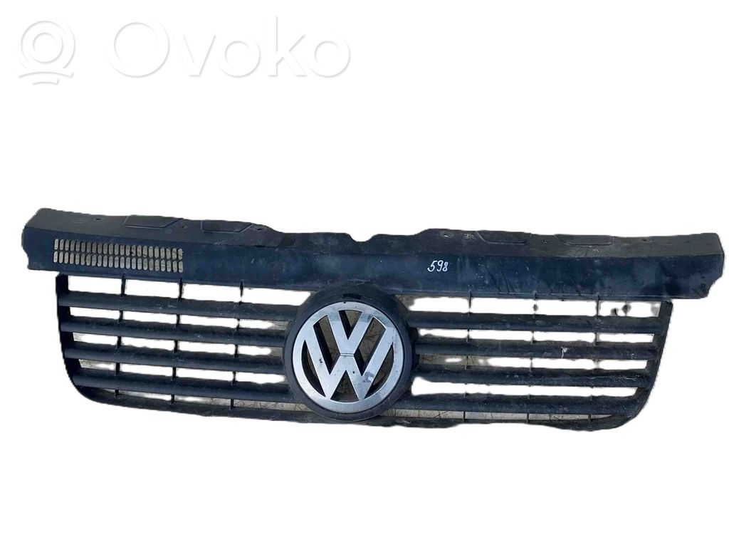Volkswagen Transporter - Caravelle T5 Kratka wentylacyjna pod zderzakiem tylnym 