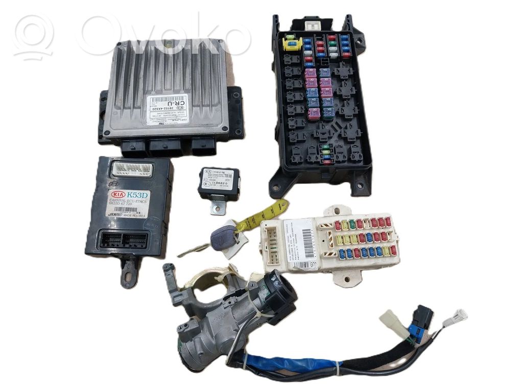 KIA Carnival Engine ECU kit and lock set 