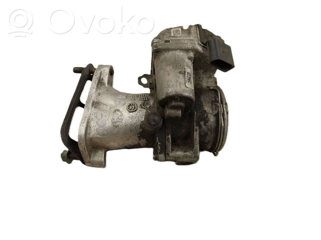 Audi A6 S6 C5 4B Throttle valve 