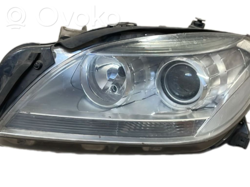 Mercedes-Benz ML W166 Lampa przednia 