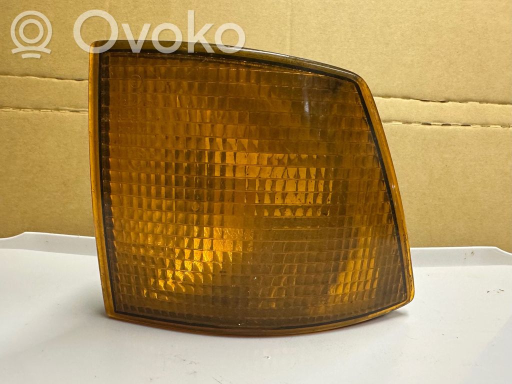 BMW 7 E32 Frontblinker 