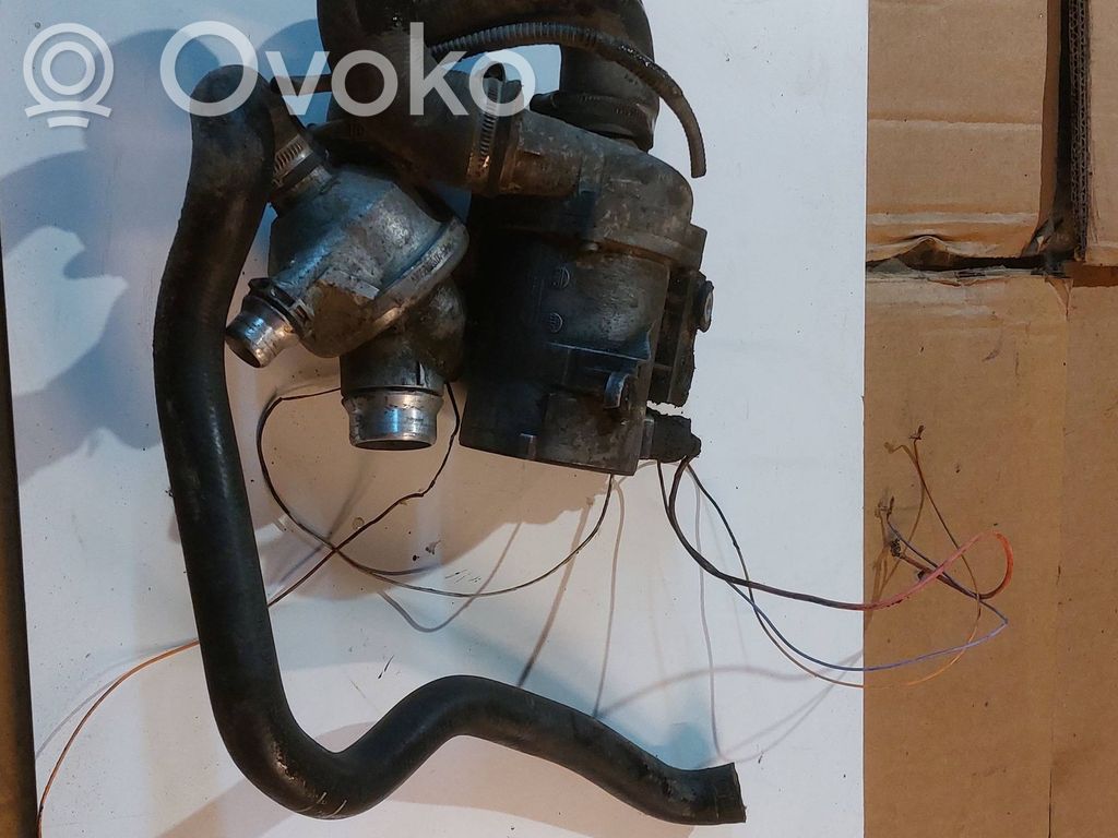 BMW 3 E90 E91 Water pump 