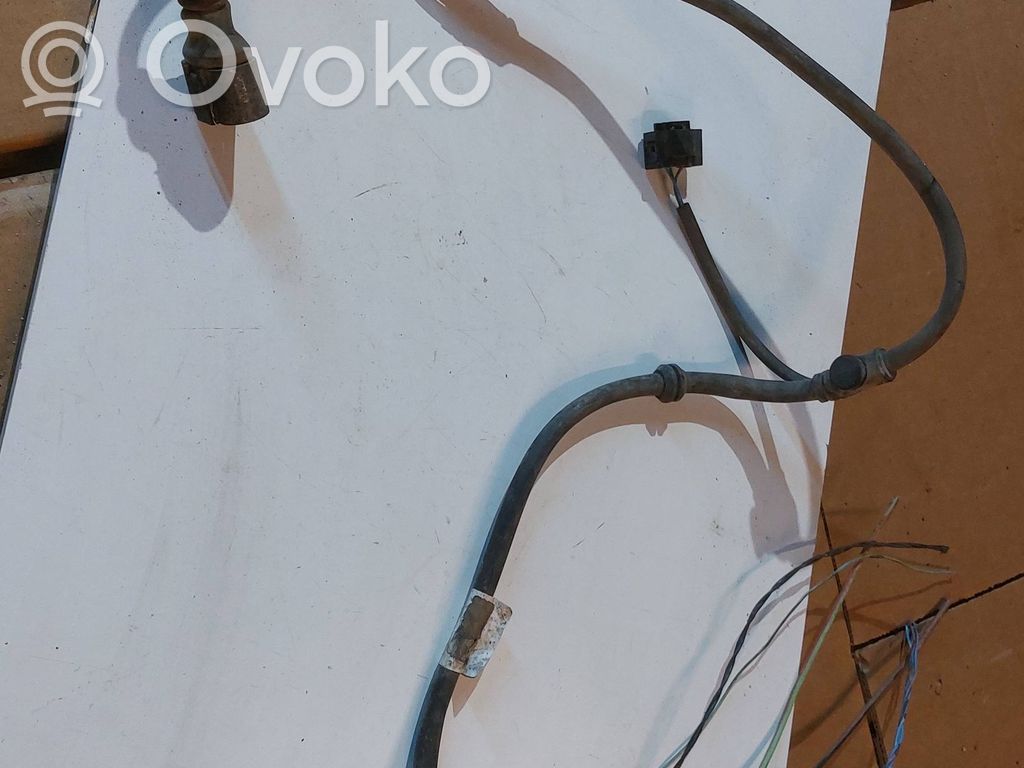 Muu johtosarja   1J0919231