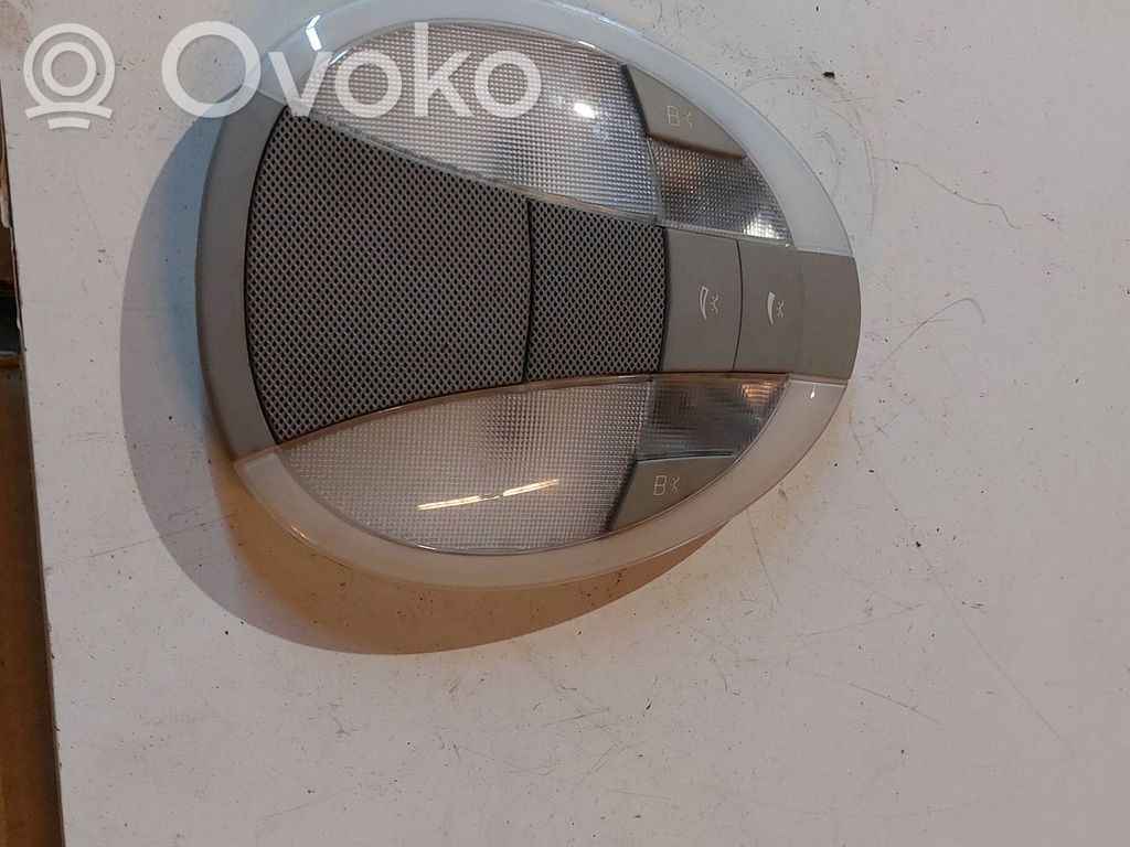 Mercedes-Benz CLS C219 Lampka podsufitki tylna 