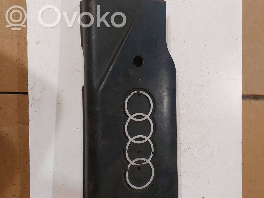 Audi A8 S8 D2 4D Moottorin koppa 