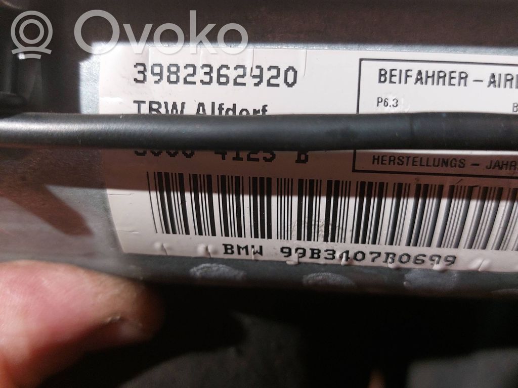 BMW 7 E38 Beifahrerairbag 