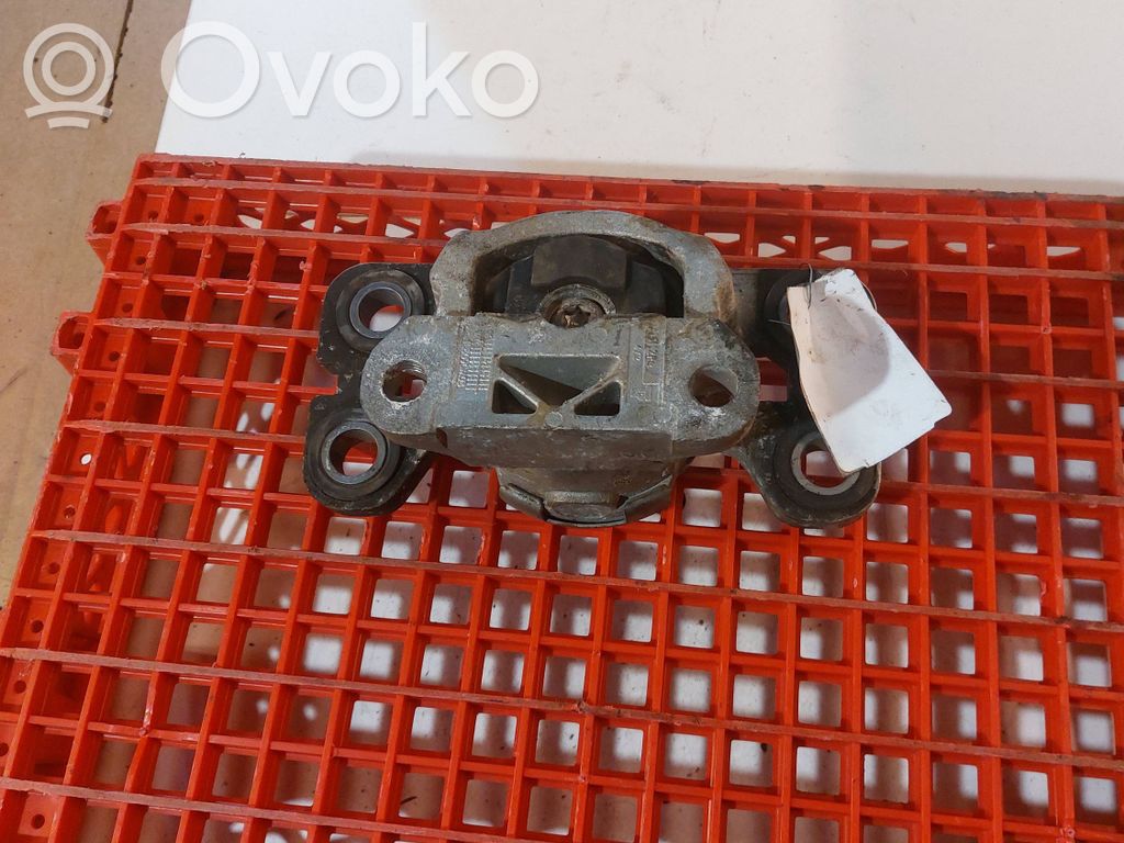 Engine mount bracket   6G927M121NF,030105
