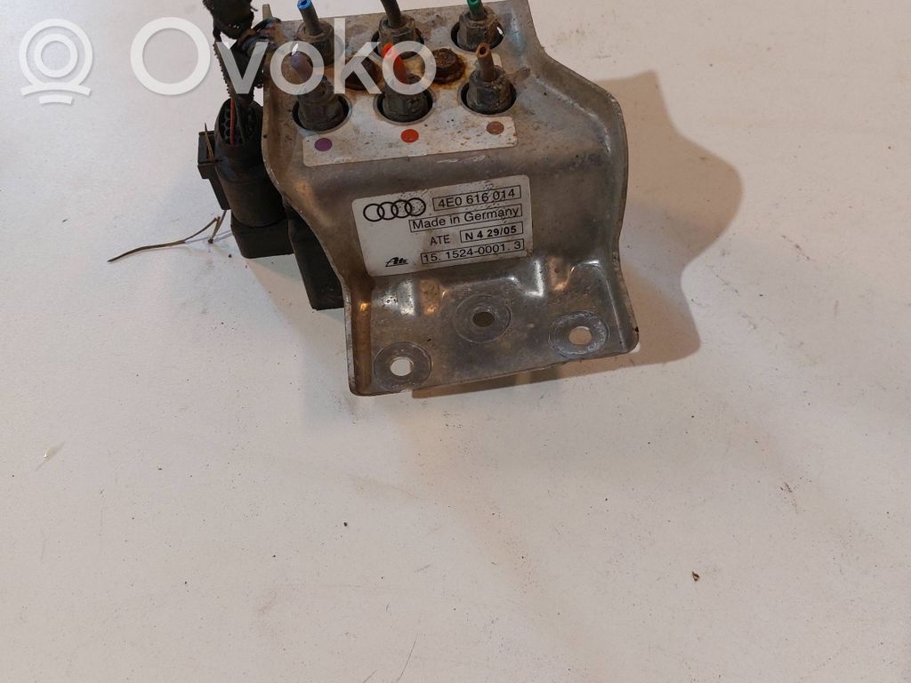Module de commande suspension   4E0616014,15152400013