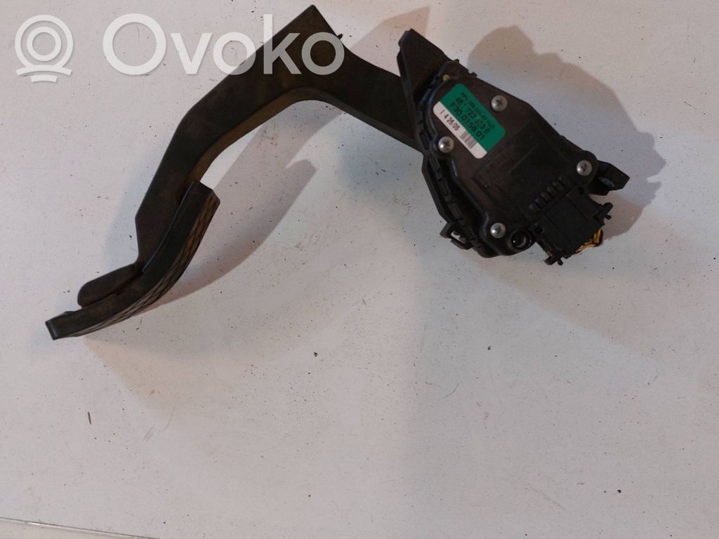 Audi A8 S8 D3 4E Accelerator throttle pedal 