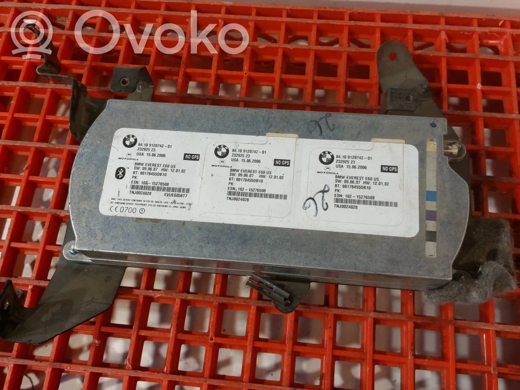 BMW 5 E60 E61 Tālruņa vadības bloks 