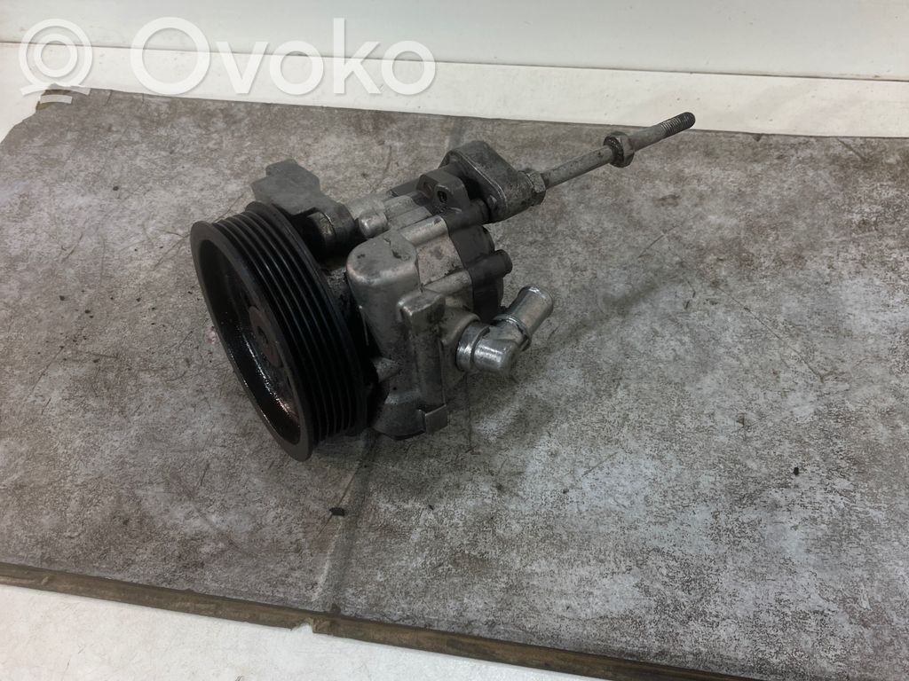 BMW 7 E65 E66 Vairo stiprintuvo siurblys 
