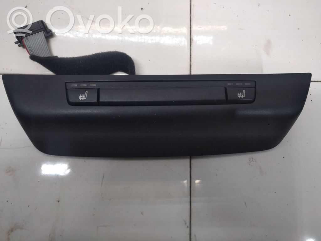 BMW 1 E81 E87 Interruptor de calefacción del asiento 