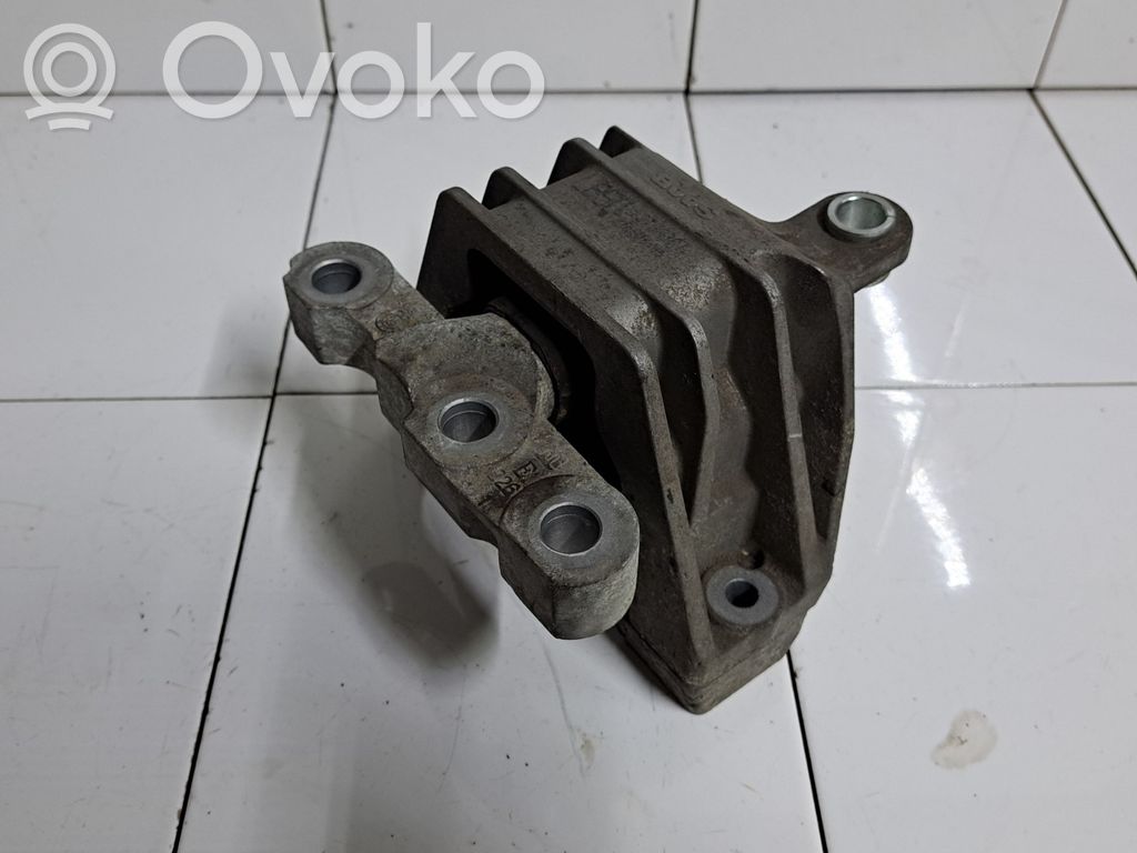 Saab 9-3 Ver2 Engine mount bracket 