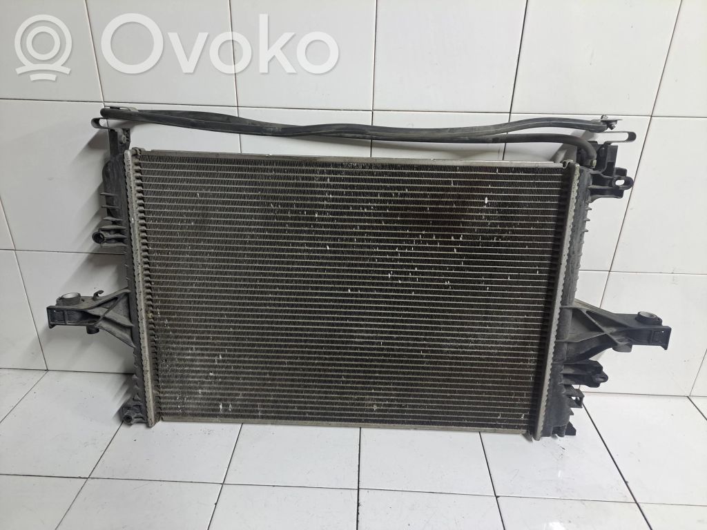 Volvo V70 Aušinimo skysčio radiatorius 
